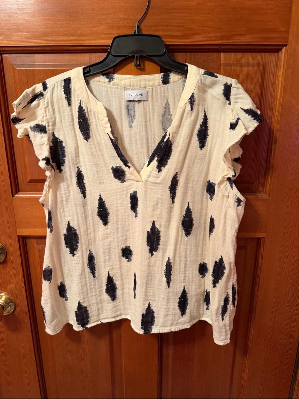 Evereve Ivory V-Neck Top with Black Brushstroke Spots